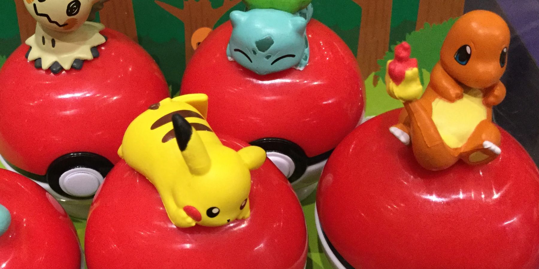 pokemon-gachapon-pokeball-figures