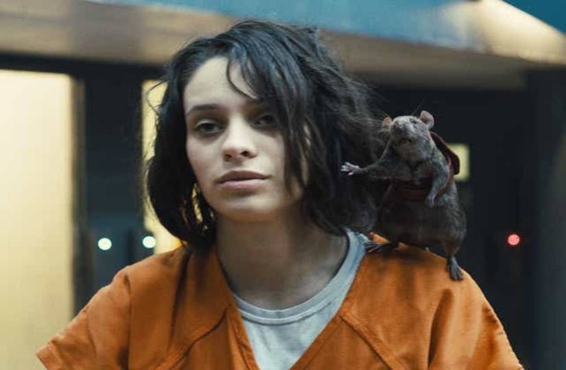 the-suicide-squad-ratcatcher-and-sebastian-the-rat in prison