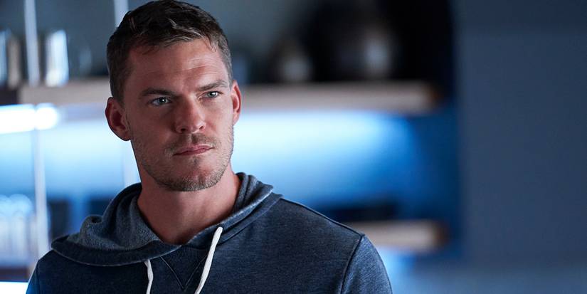 Alan Ritchson as Hank in Titans