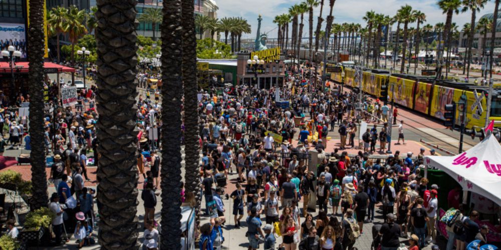 Крупнейшие игровые съезды Comic Con Crowd в Сан-Диего