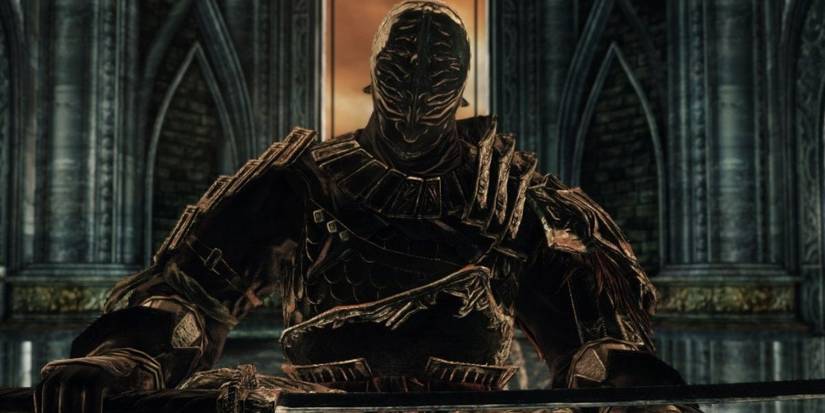 Dark Souls 2 Sir Alonne sitting in wait for player to fight
