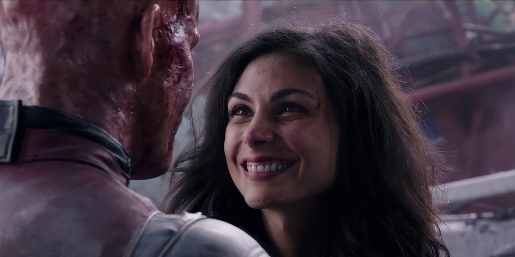 Morena Baccarin as Vanessa smiling in Deadpool