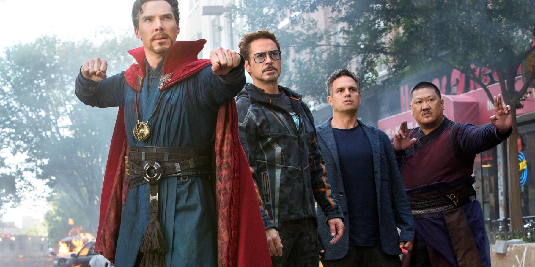 Doctor Strange, Iron Man, Bruce Banner and Wong in Avengers Infinity War Marvel