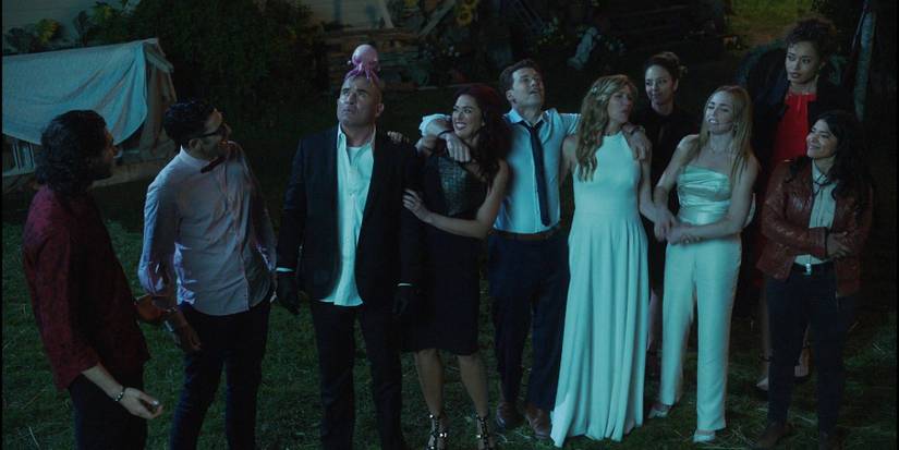 Legends of Tomorrow 15 finale team victory