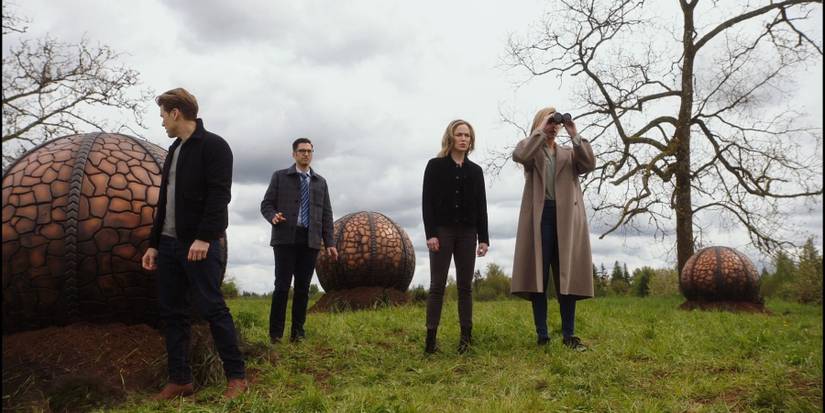 Legends of Tomorrow 15 alien pods