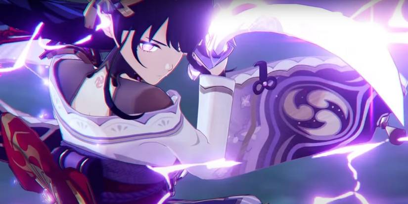 The-Raiden-Shogun-Baal-using-her-sword-in-Genshin-Impact