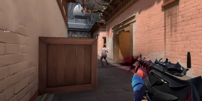 Yoru attacking from behind