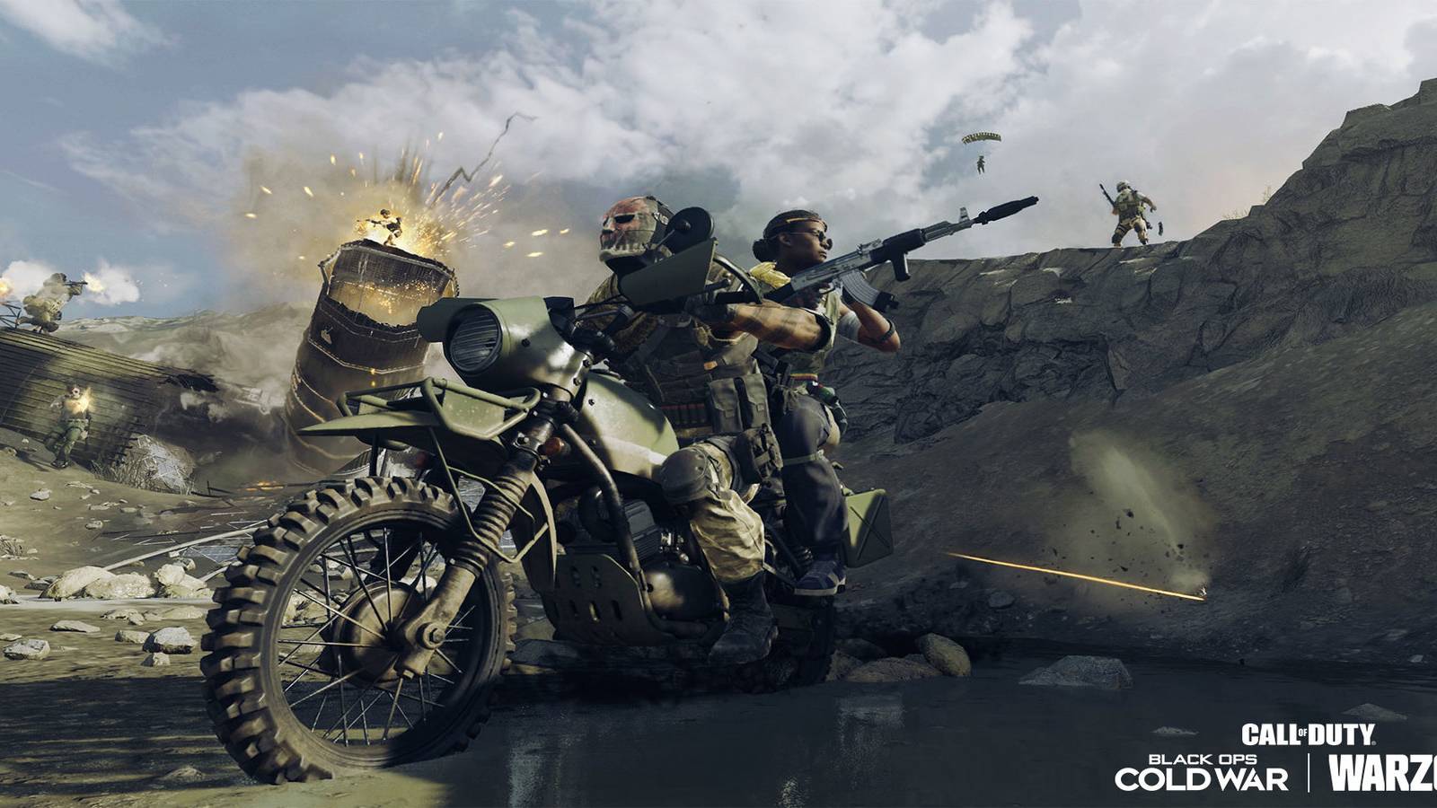 cod-warzone-motorcycle-in-ditch