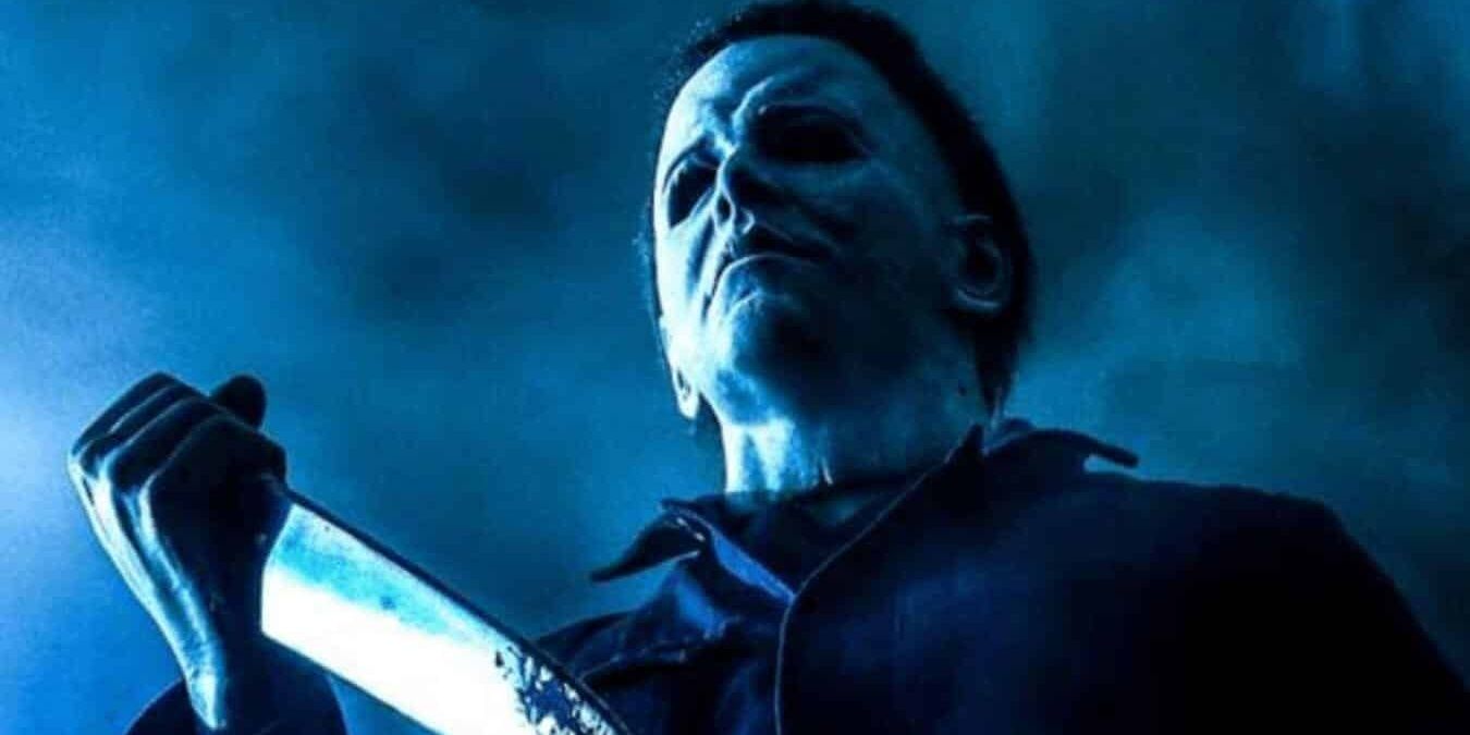 halloween-michael-myers-statue Cropped
