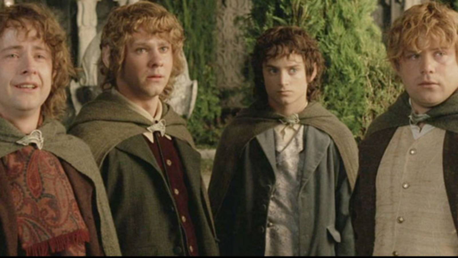 Pippin, Merry, Frodo and Sam in Lord of the Rings 