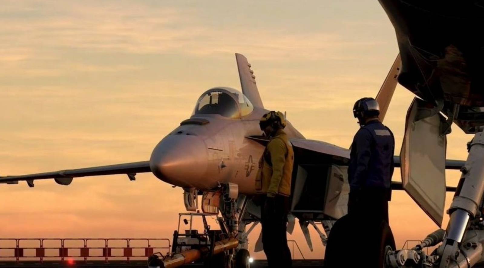 top gun maverick expansion