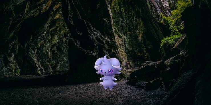 https://static0.gamerantimages.com/wordpress/wp-content/uploads/2021/09/pokemon-go-espurr-in-a-cave.jpg?q=50&fit=crop&w=740&dpr=1.5