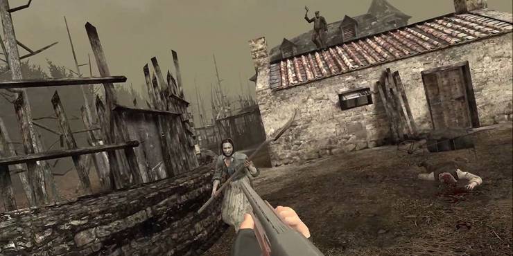 Снимок экрана из Resident Evil 4 VR, на котором виден дробовик, направленный на деревенскую женщину.