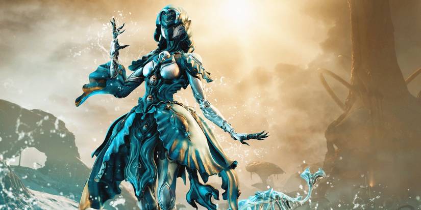 yareli striking a pose in water