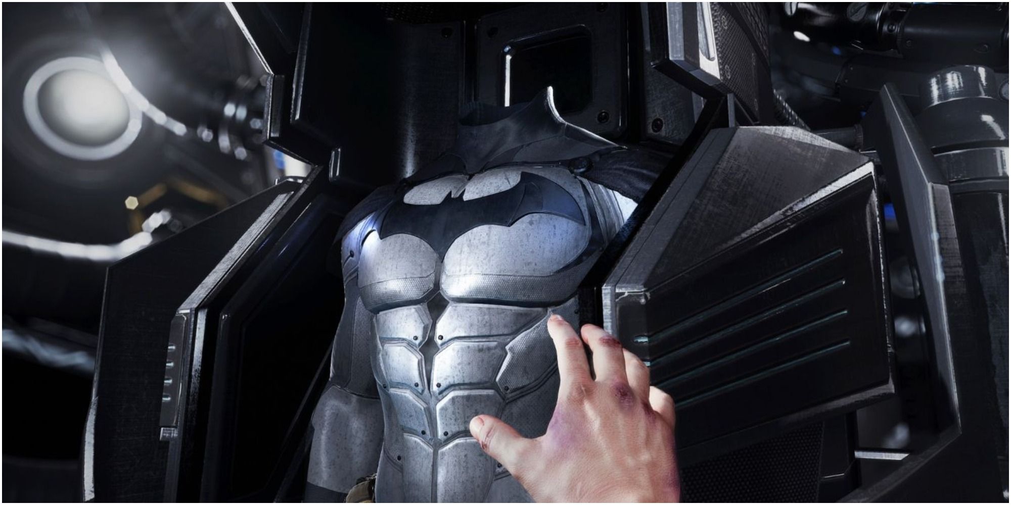 Grabbing the Batsuit in Arkham VR