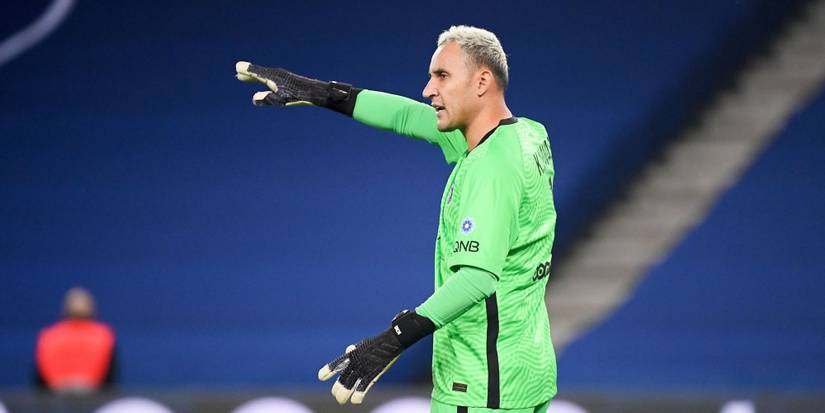 Keylor Navas playing for PSG