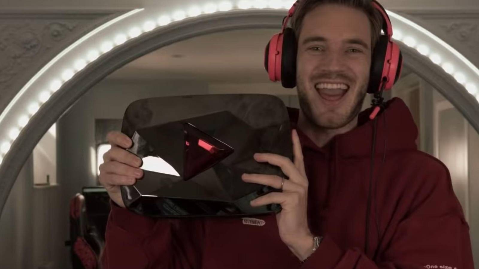 PewDiePie Gave Away His Diamond YouTube Play Button