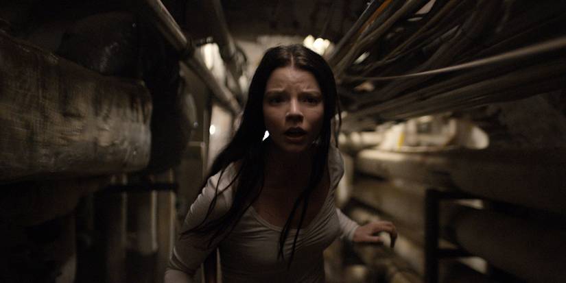 Split movie 2016 character running down hallway