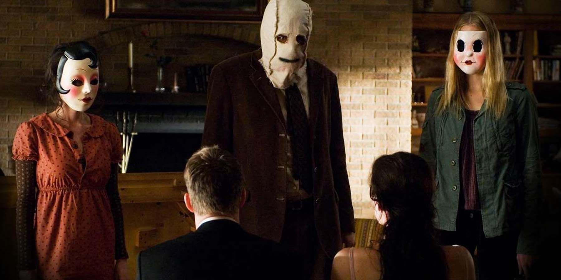 The Strangers (2008) hostages
