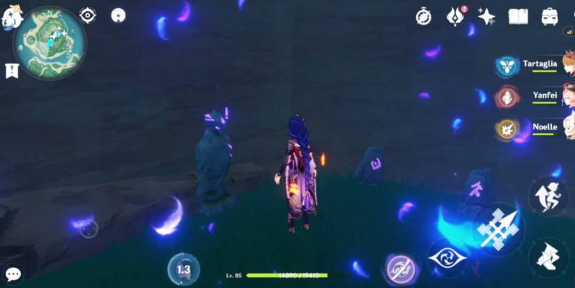 The first Thunderbird Statue