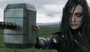 Thor-Ragnarok-Hela-Destroys-Mjolnir