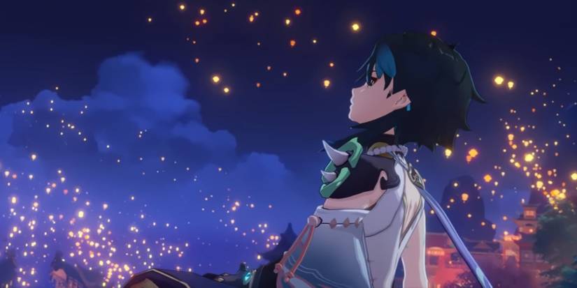 Xiao looking at the lanterns