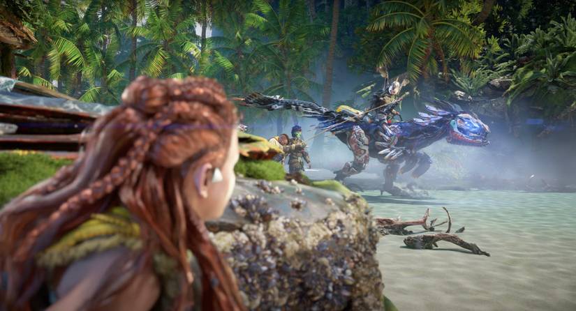 Aloy stalks enemy faction in Horizon Forbidden West