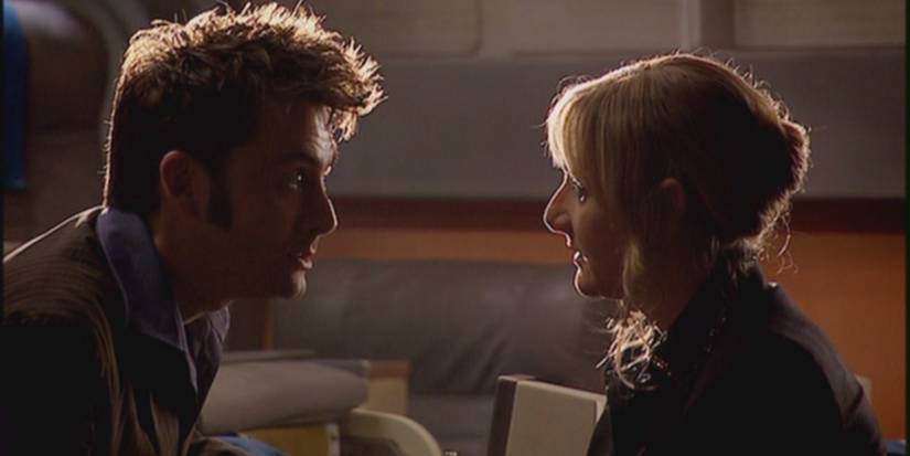 Tenth Doctor talks to possessed passenger