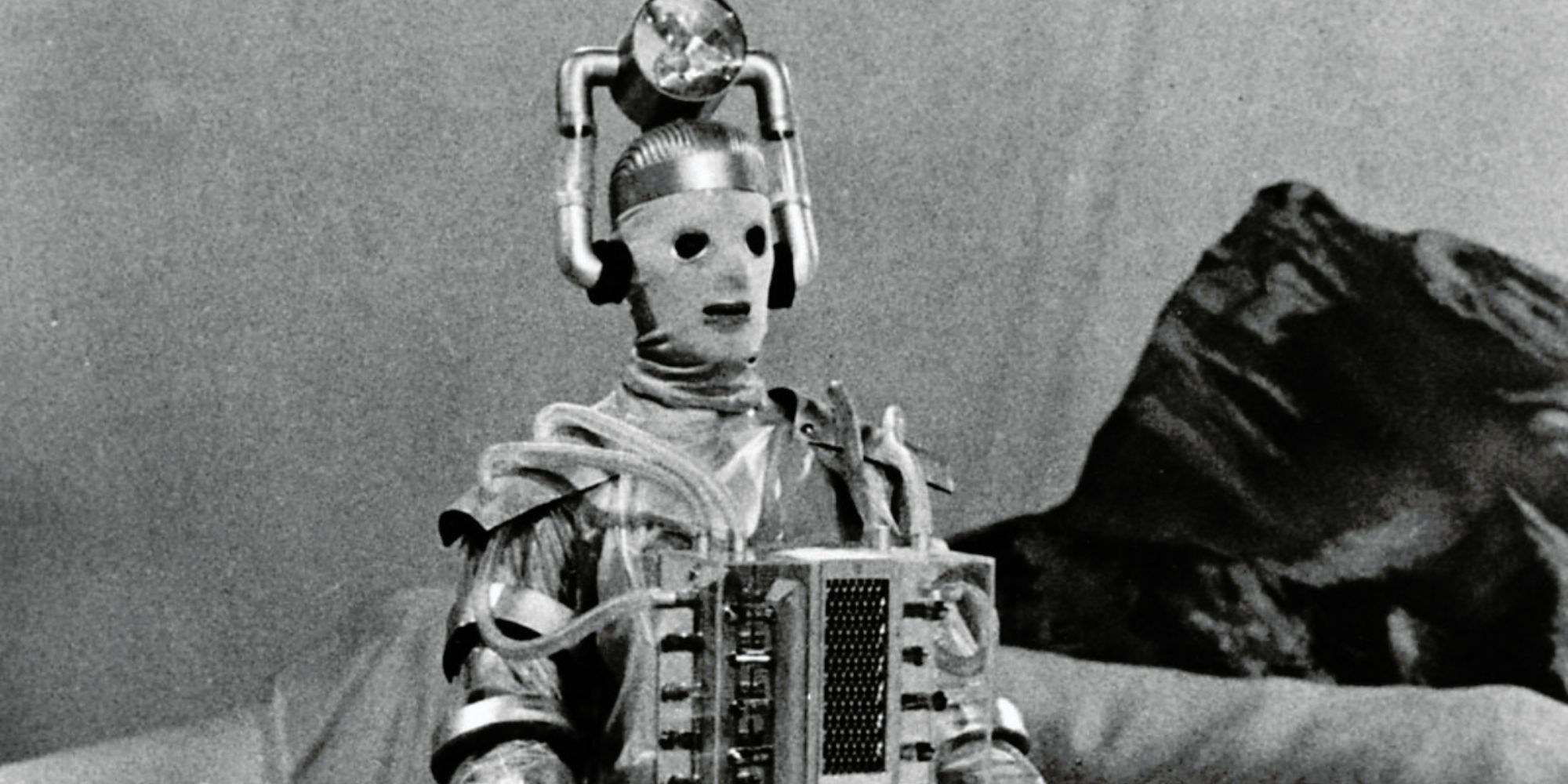 Still of the serial The Tenth Planet from the show Doctor Who.