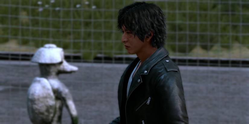 lost-judgment-kappa-statues-goalkeeper