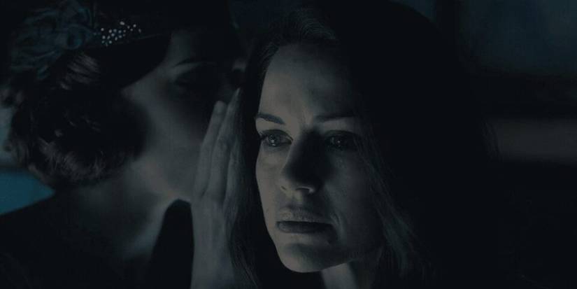 Olivia Crain and Poppy Hill