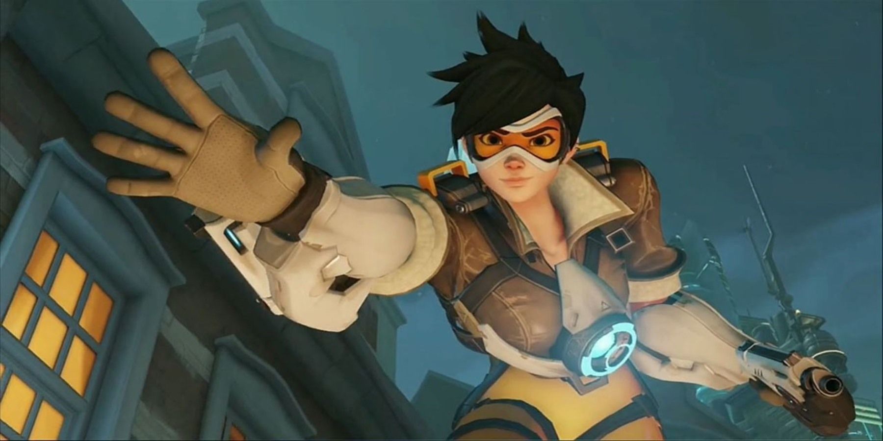 overwatch-tracer-reaches-out