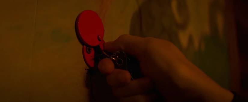 resident evil movie heart key