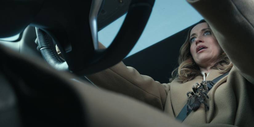 Lucie Guest as Gina in Hypnotic with a spider