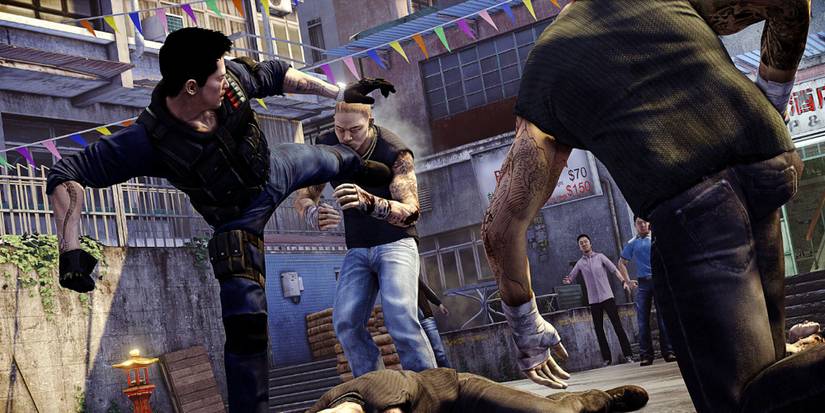 Fighting enemies in Sleeping Dogs