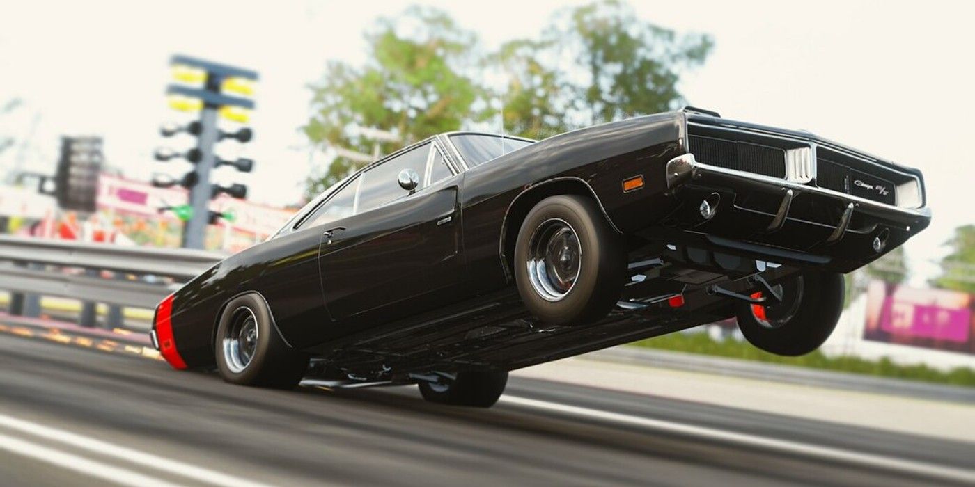 Forza Horizon 4 Dodge Charger RT zipping across highway with wheels up 