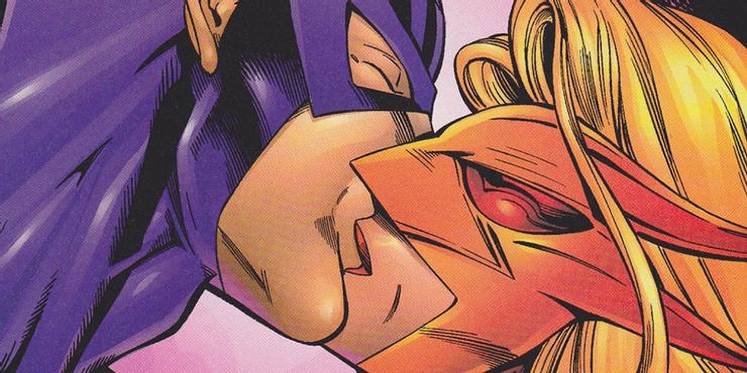 Hawkeye and Moonstone kiss