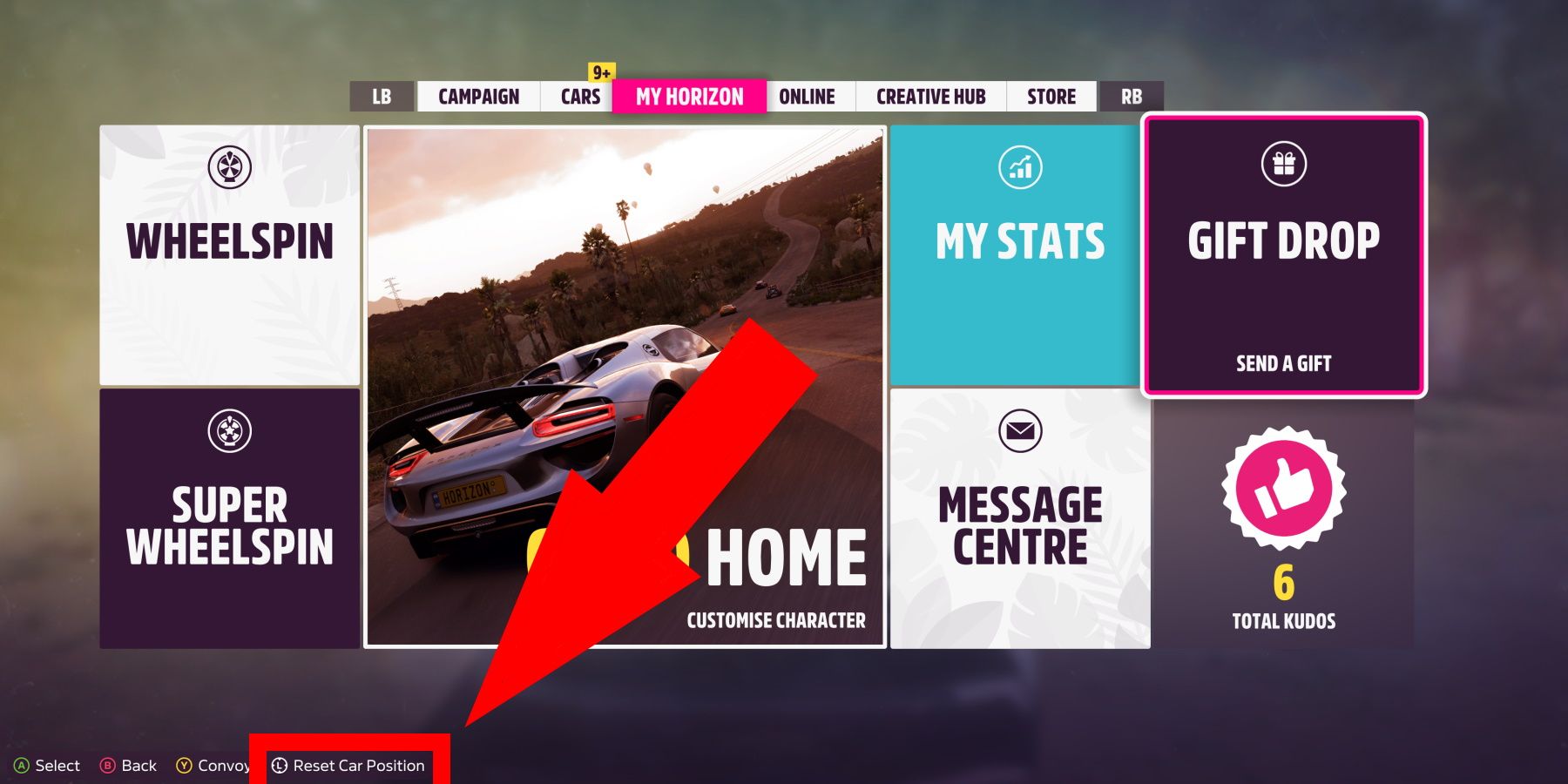 Forza Horizon 5 pause menu with arrow pointing at respawn button prompt