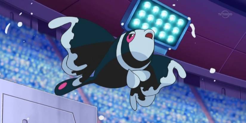 Pokemon Lumineon in battle