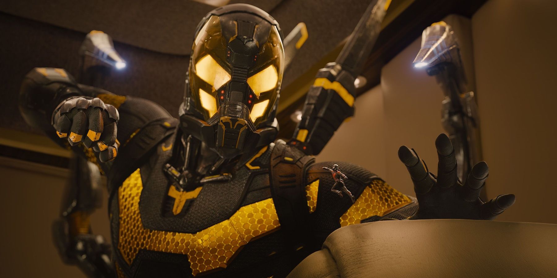 Marvel-Ant-Man-vs-Yellowjacket