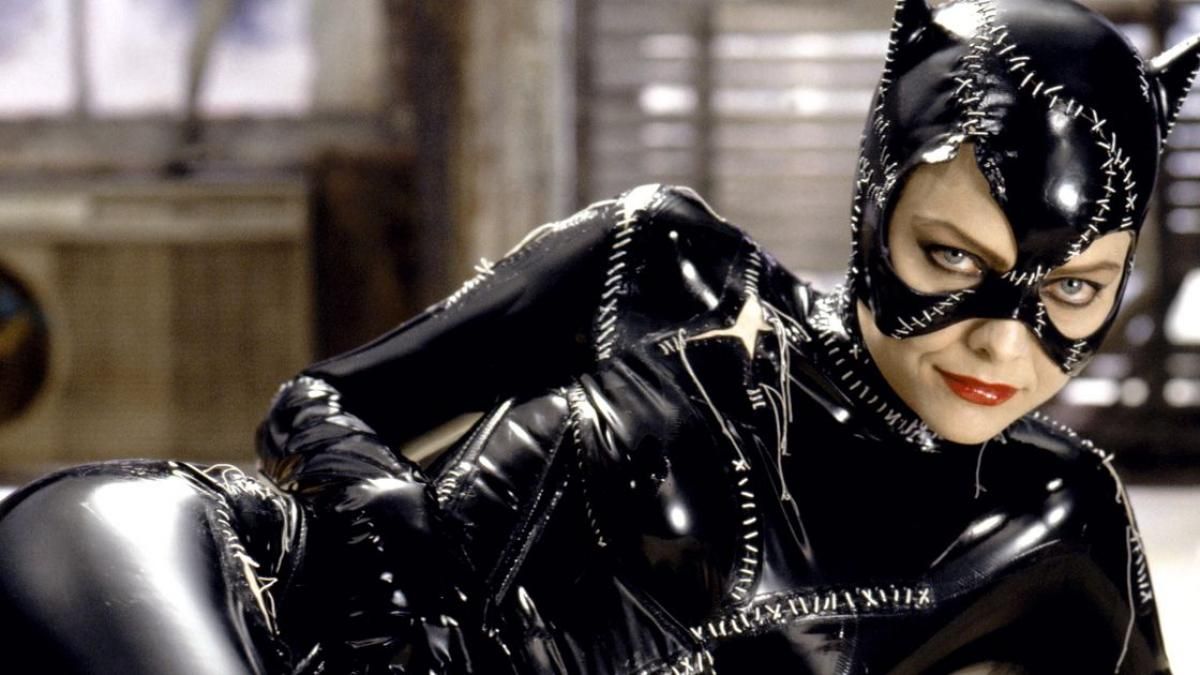 Michelle Pfeiffer Catwoman sexy Batman Returns