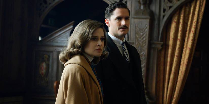 Pennyworth-Martha-Kane-and-Thomas-Wayne