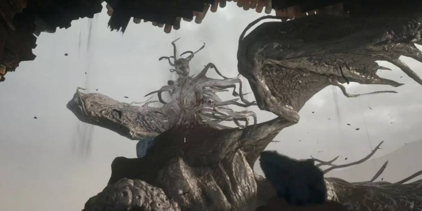 Resident-Evil-Village-Dragon-Lady-Dimitrescu