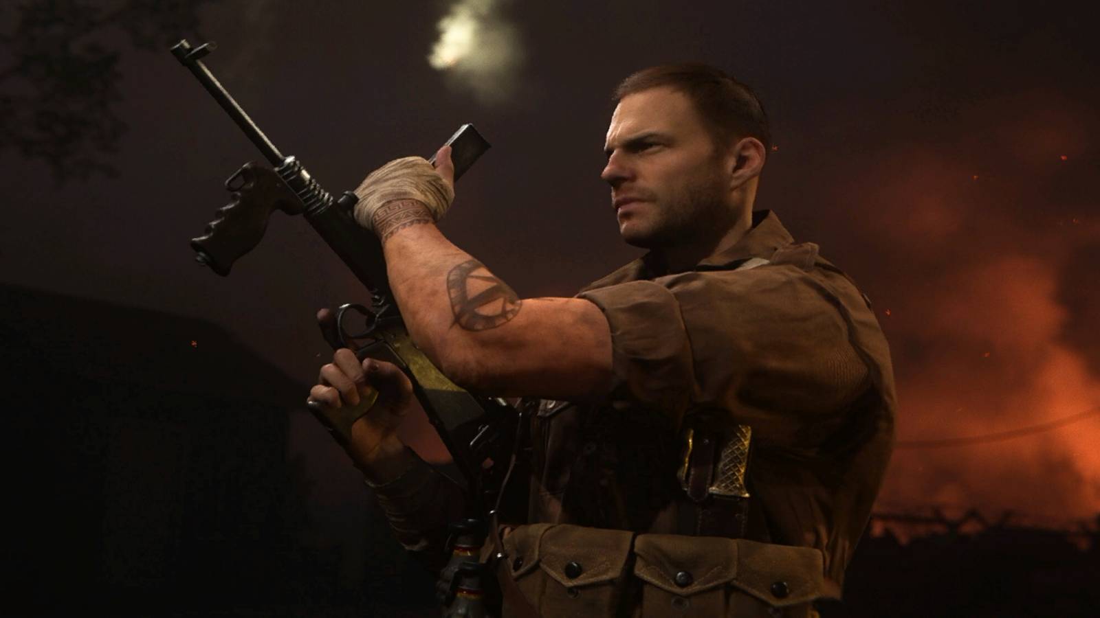 cod-vanguard-lucas-owen-gun-side-view