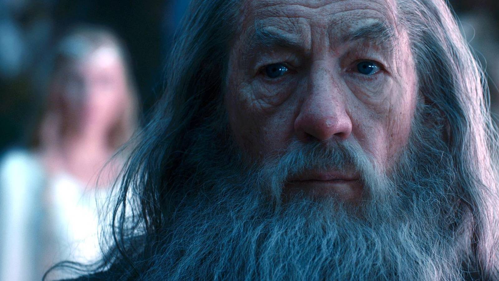 gandalf and galadriel in lorien x2