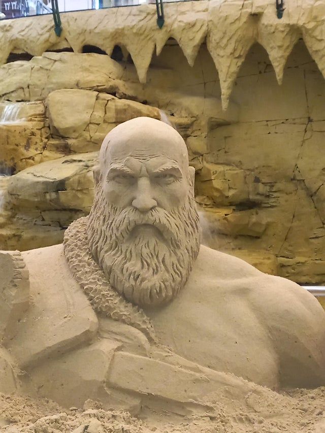kratos sand sculpture