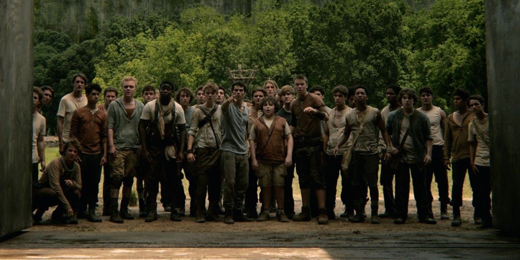 Gladers looking into Maze
