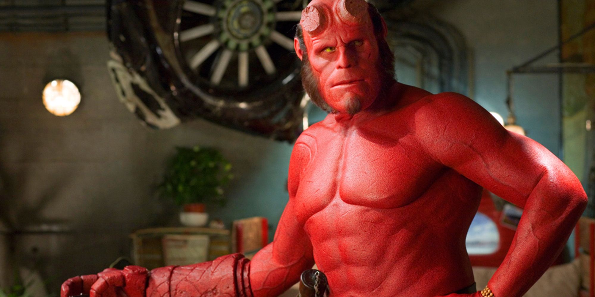 hellboy ron perlman dark horse 