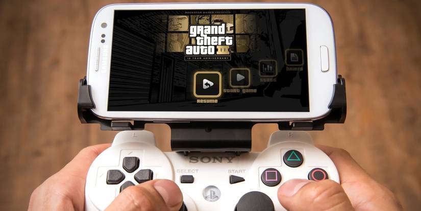 Android phone with PlayStation controller