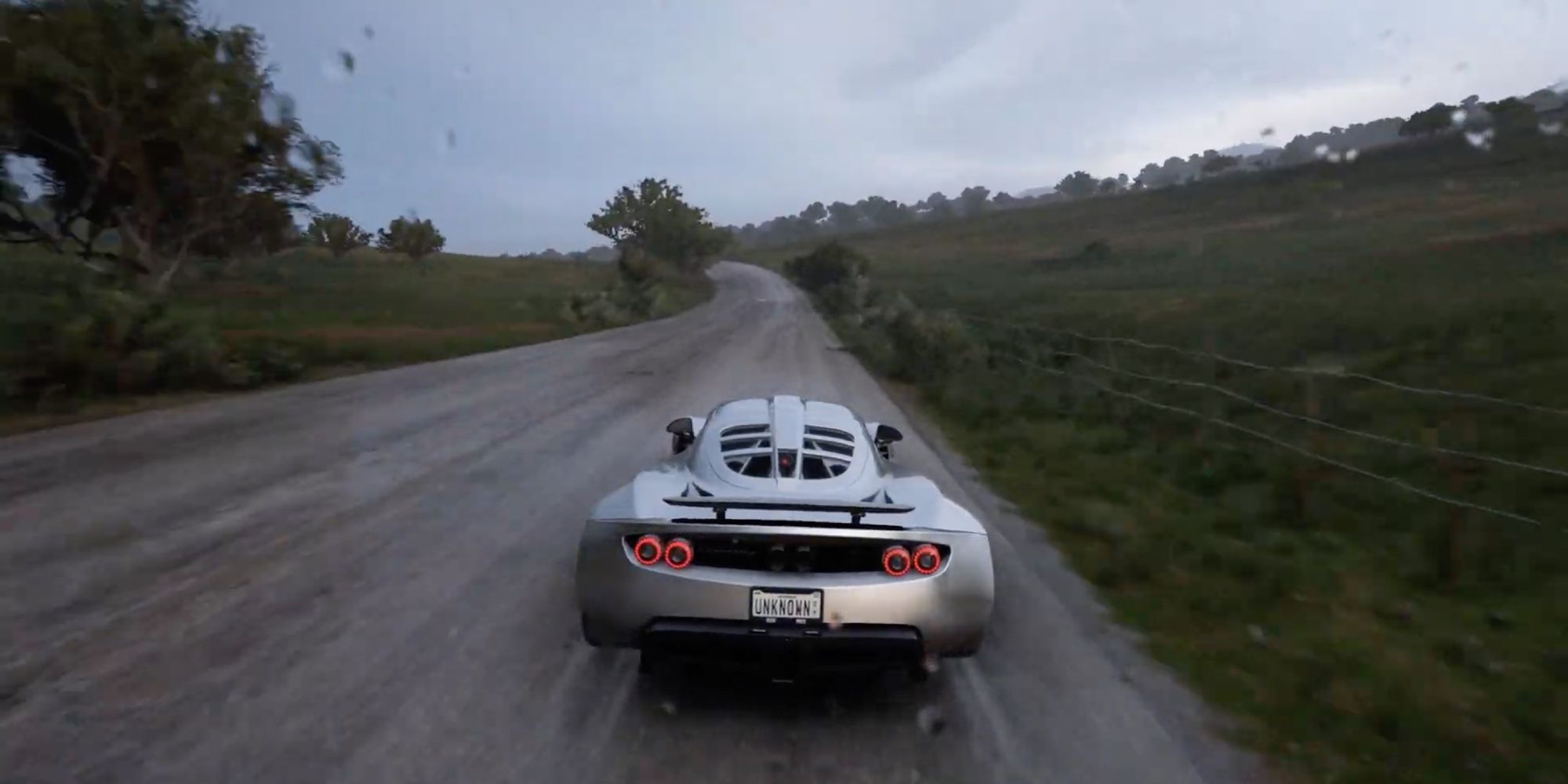 Forza Horizon 5 - Hennessey Venom GT - Player driving in the rain